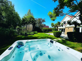 VILLA CALMA Rust Ruimte Luxe inclusief private jacuzzi